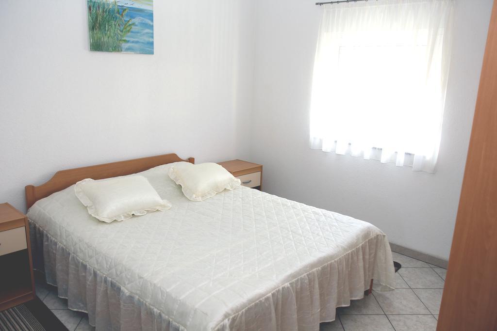 Apartments Kata Biograd Na Moru Exterior photo