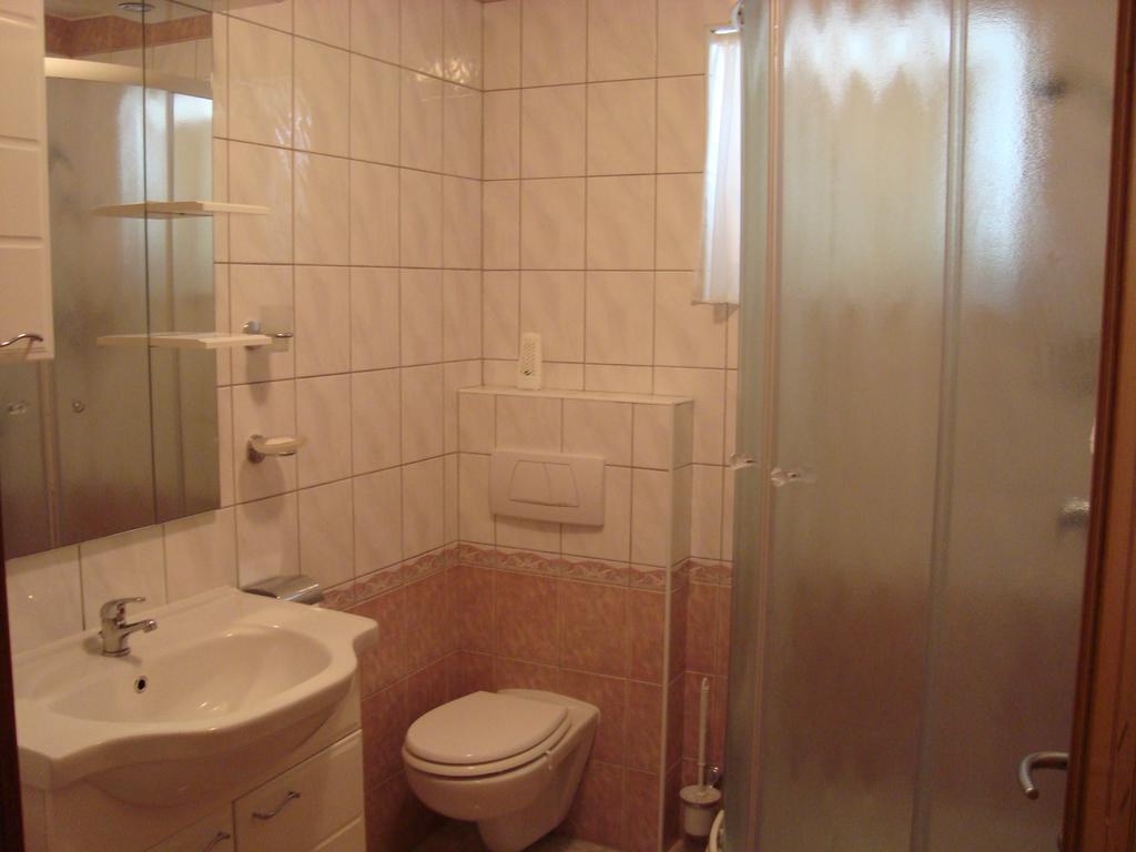 Apartments Kata Biograd Na Moru Exterior photo